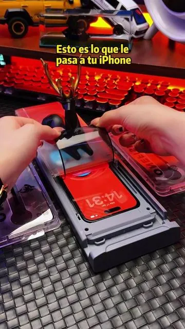 ¡Más duradero que nunca! Con una resistencia mejorada a los arañazos y a los impactos, el nuevo protector de pantalla One fish de 3.ª generación mantiene tu pantalla impecable.#tiktokmademebuyit #onefish #fyp #screenprotector 