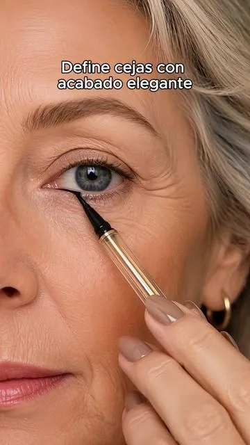 Lápiz gel delineador textura cremosa desliza suave, pigmento intenso, fácil difuminado para looks naturales o llamativos#CreamGelEyeliner#HighPigmentEyePencil#BlendableEyeLiner#GentleEyeMakeup#TransferResistantLiner