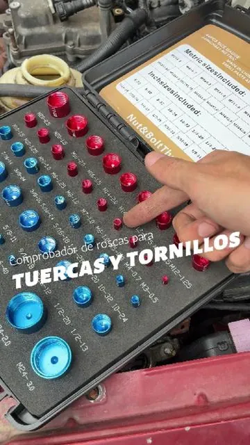 🔩⚙️ ¡Nunca vuelvas a adivinar el tamaño de un tornillo! 🚗🛠️ Este comprobador de roscas para tuercas y tornillos identifica al instante medidas SAE y métricas, ahorrándote tiempo, dinero y frustraciones. 😎✨ Perfecto para mecánicos, aficionados al bricolaje, carpinteros y propietarios de talleres. 🔥 Resistente para el uso diario y diseñado para que tus proyectos sean más rápidos y eficientes. 💪 Deja de perder tiempo probando piezas al azar y consigue el ajuste perfecto cada vez. ✅🛒 ¡Haz clic en COMPRAR AHORA y mejora tu caja de herramientas hoy mismo! 🚀 #tiktok #tiktokshop #fathersday#tool #Summervibes.