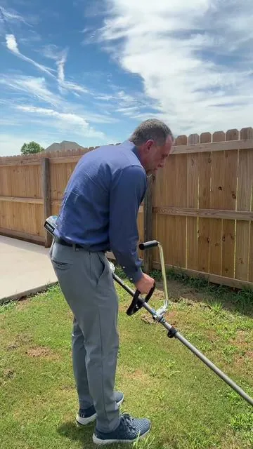 If your back hurts like mine when you weed eat check this out. #yardwork #tools #tiktokshopcreatorpicks #weedeater #dealsforyoudays