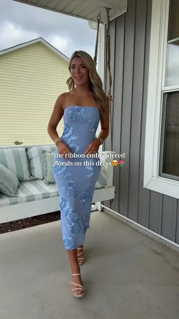 Wedding guest dress of my DREAMS😍🌷 so perfect for an event or vacation too! And so many beautiful colors! Wearing size medium and I'm 5'9 for reference on length! ##dealsforyoudays##boujeeonabudget##weddingguestdress##affordablefashion##mididress
