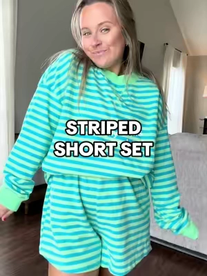 The color combos, the patch on the short, the stretch 🙌🏻 I am obsessed with this set and will be purchasing in every single color!! @Mntaor #matchingset #summeroutfits #outfitinspo #summerset #outfitinspo 
