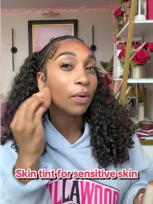 I love how light weight this skin tint is, sooo perfect for summer! #dealsforyoudays 