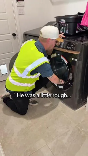 Now I clean it once a month… #dryer #dryerventcleaning #laundry #cleaninghacks #dealsforyoudays 