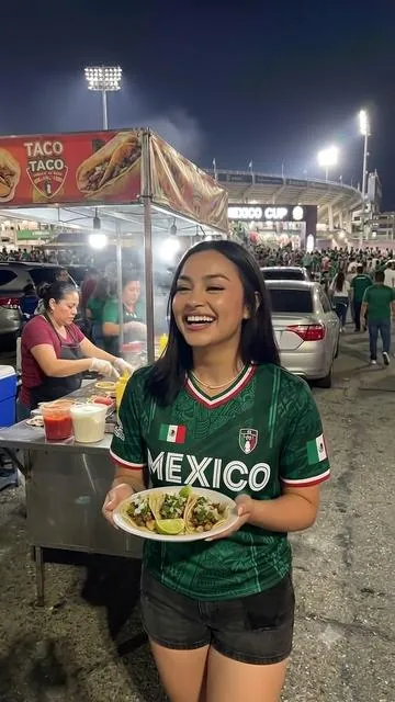 Hay playeras bonitas… y luego esta esta 😮‍💨🇲🇽 #tiktokshop #mexico #soccer #futbol #worldcup 