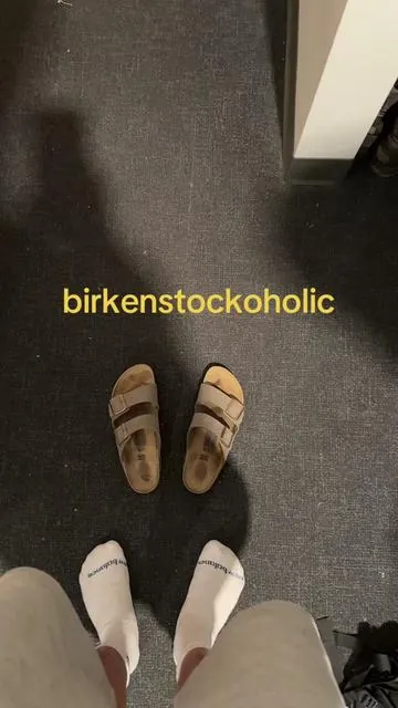 ignore the dirty floor🫩 #fyp #xyzbca #birkenstocks #summer2026 #sandals 