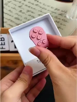 📱 PUTARE anillo remoto — póntelo, tócala y controla tu teléfono. Desliza en TikTok, cambia de página, dispara la cámara, todo en uno.  #RemoteRing #TikTokShopDealsforYouDays#DealsforYouDays #PhoneAccessories #TechTok 