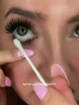 I can literally sit here and rub my eyes in this eyeliner will not move #eyeliner #eyes #eyelinertutorial #eyelinerhack #wonderskineyeliner 