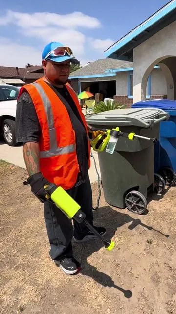 Tired of scrubbing your car by hand? 🚗✨ Turn your regular garden hose into a powerful foam cannon and pressure washer attachment! Perfect for washing cars, trucks, RVs, patios, driveways, outdoor furniture, and more. Thick foaming action helps loosen dirt fast, making cleaning easier and saving you time. A simple upgrade that makes a big difference around the house! #PressureWasher #CarCleaning #FoamCannon #HomeCleaning #dealsforyoudays 
