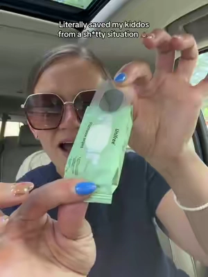 Took the moms 30 years to figure this one out. #mini #wipes 