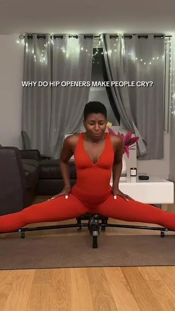 People always ask why hip openers feel so emotional. Maybe your body is holding onto something or someone…it’s more than tight muscles.  This is the exact split machine linked below. #breakups #myex #splitmachine #hipopener #flexibilitytraining 