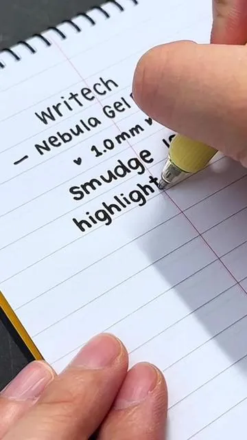 Why is every nurse using it?There’s a reason😍😍😍#pen #cursive #cursivewriting #nurselife #tiktokmademebuyit 