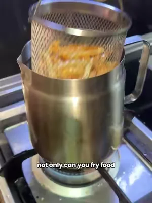 That's a game changer!  #frenchfries #oildispenser #kitchenhack #cooking #güglüsaclargüçlüben