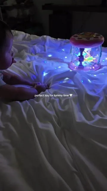 We love this sensory toy to get our baby on her belly more! #sensorytoy #babytoy #tummytime 