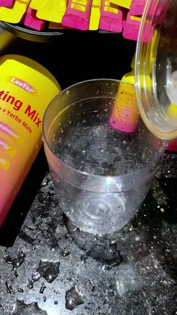I am in awe！Leefar Drink Mix#tiktokshopdealsforyoudays #leefarcuttingmix #glowup #suplementosnaturales #holistichealth