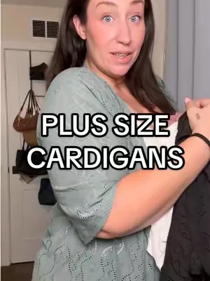 These are true to size I’m wearing 2XL! #eytino #plussizecardigan #plussizefashion #cardigan #curvyfashion 