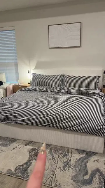 This bed frame 😍👏🏼  #bedframe #furnitureshopping 