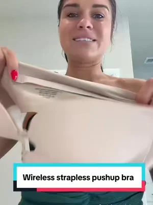 This wireless Pushup bra is a strapless that doesn’t slip! #straplessbra #wirelessbra #frontclosurebra #pushupbra #dealsforyoudays @luckmeey_official  