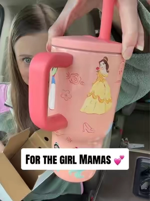 For the princess loving girl mamas…@zak designs recently dropped these adorable princess tumblers for kids 💕 #girlmom #toddlermom #princesses #kidscup #tumblerforkids 