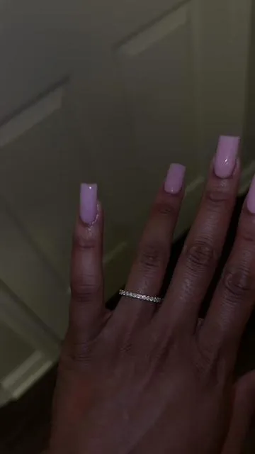 She is GRA certified so these stones are going to always have that shine! 💍 