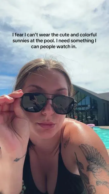 since I can never see my phone screen out there #sunglasses #aviator #loveislandusa #poolday #dealsforyoudays 