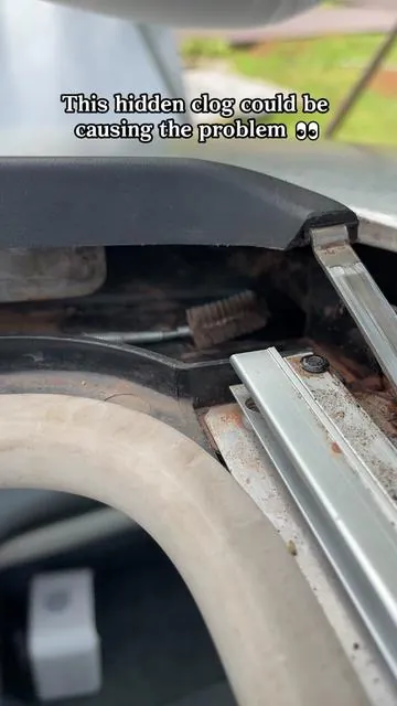 💸This hidden "bomb" in your car could cost you thousands#CarDrainageHole #TikTokShoppingCreatorPicks #Spotlight #Mold #CarHacks