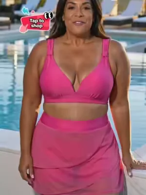 Your mum swimsuit that actually stays put.#DealsForYouDays #SummerWins #thememorialdays #hannanikole #tummycontrol #plussizefashion #quickdry #plussize #bikini #swimsuit #trip #vac