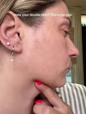 Volufilin & PDRN in a Gua Sha from Medicube!!!! 