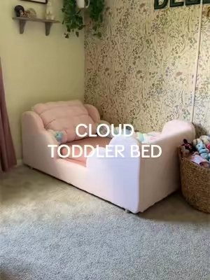 She was so excited when she saw it all set up ugh 😭🤍  #toddlerbed #lilypelle #floorbed #cloudbed #dealsforyoudays 
