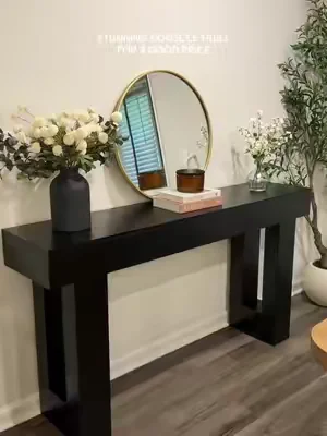Love the way it looks in this room ✨ #consoletable #homedecor #entrywaydecor #entrywaytable #affordabledecor 