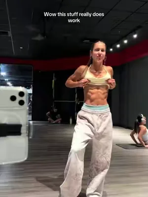 FIRE PUMP  Make sure to eat carbs as well cuz that is what fuels your body but I like to take three 45-60 minutes before my workout to give me that extra juicy veiny pump! #pump #pumpproduct #pumpsupplement #pumppills #nitricoxidebooster 