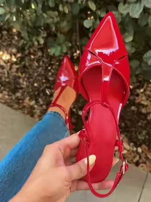 Okay girl these are those heels 👀💕 Low kitten heel, closed pointed toe, and that cute little cutout T-strap moment that makes any outfit look instantly put together ✨ And let me just say… these are actually comfortable heels 😭 like you’re not dying by hour 2. Perfect if you’re looking for: 💫 kitten heels that are easy to walk in 💫 heels for women that still feel dressy 💫 festive heels for weddings, prom, parties, events Honestly… this is that “I need something cute but I also want to be comfortable” pair 🤍 #kittenheels #heels #coutgo #dealsforyoudays #heelsforwomen 
