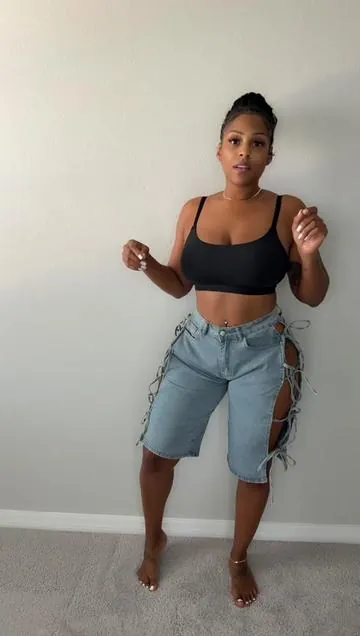 Size medium, 175-180lbs, 5’6 