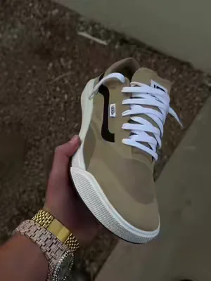 These are a must have😮‍💨😮‍💨🔥 #dealsforyoudays #tiktokshopcreatorpicks #summerwins #vans #vansskate 