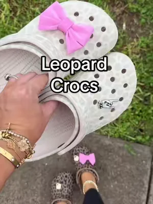 Leopard Crocs 🤎🖤 #crocs #crocsclogs #leopardcrocs #crocssuperbrandday #tiktokshopcreatorpicks 