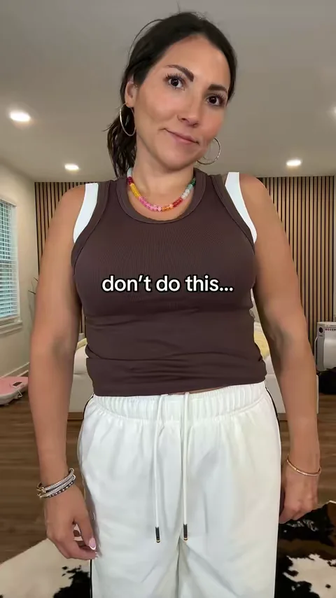Finally, a comfortable bra that’s convertible has no under wire and lifts you up!! @VRCOMFY #dealsforyoudays #summervibes #vrcomfy #vrcomfybra #jellybra 