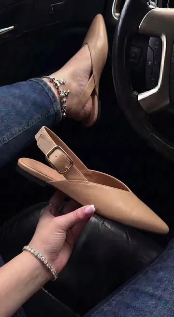 The product is in the cart, my dear friends. #womenshoes 