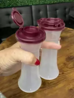 Keep your favorite spices organized and easy to grab with this Tupperware 4-piece Hourglass Seasoning Shaker Set. Perfect for everyday cooking, baking, and meal prep. #TupperwareKitchen #SeasoningShakers #tiktokshopcreatorpicks  #SummerVibes  #dealsforyoudays 