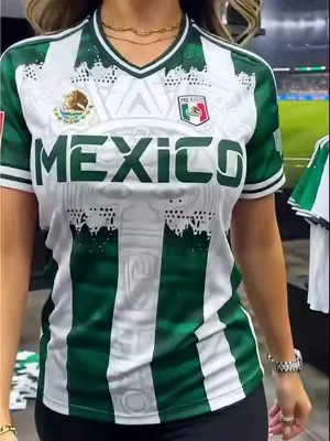 ¡Órale, qué ganga! 😍⚽️🏆😎🔥 #eltri #mexico🇲🇽 #mexicanpride#blokecore#mexicanpride 