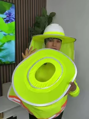 Replying to @Alvaro Guzman  Evridwear Full Brim Hard Hat Sun Shade with Reflective Stripe - High Visibility Neck Protection, no caps, plug-in design Mesh Fabric Work Safety #hatsun #protecciondesol #gorraparacasco  #DealsForYouDays  #SummerWins 