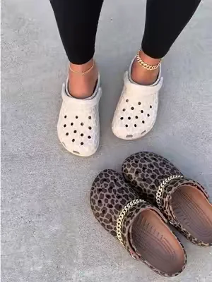 #crocs #crocssuperbrandday #dealsforyoudays 