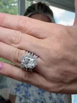 3ct radiant cut CZ in 925 sterling #925silver #radiantcut #bridalset #dealsforyoudays #tiktokshopcreatorpicks 