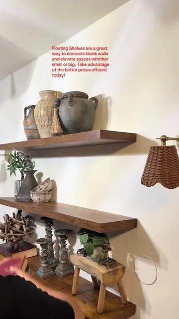 These are the 47” floating shelves. They are also available in 35” and 23.75” and different in colors and sets. #floatingshelves 