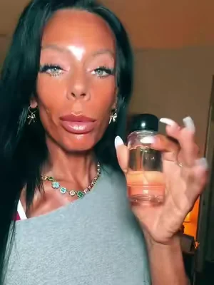 7653855651373845791