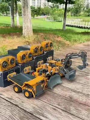 The children are completely fascinated by this set of magical excavator toys😍🤭#children #fyp #tiktokshop #rcexcavator #toys 