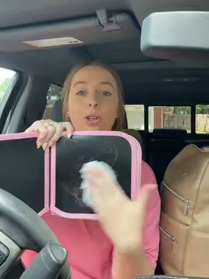 Reusable, screen free & mess free!! Mom win👧🏼✨📵 #screenfreeactivities #kidsactivities #dealsforyoudays 