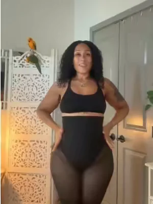 Wait… where did my tummy go?  #snatched #leggings #FitnessStyle #shapellxnewarrivals2026 #Shapellx 
