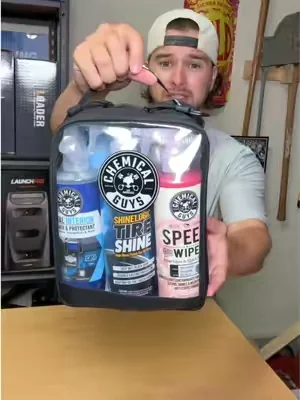 This kit is a must have in every car #chemicalguys #carwash #cardetailing #dealsforyoudays #tiktokshopcreatorpicks 