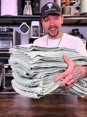 Bath towels are ridiculously cheap today! #bathtowels #towelset #homereflectionstowels #qvc #tiktokshopdealsforyoudays 