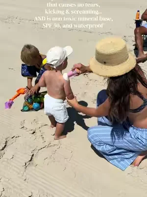 Our holy grail!☀️👏🏼 #solbrush #kidssunscreen #nontoxic #mineralsunscreen #babysunscreen 
